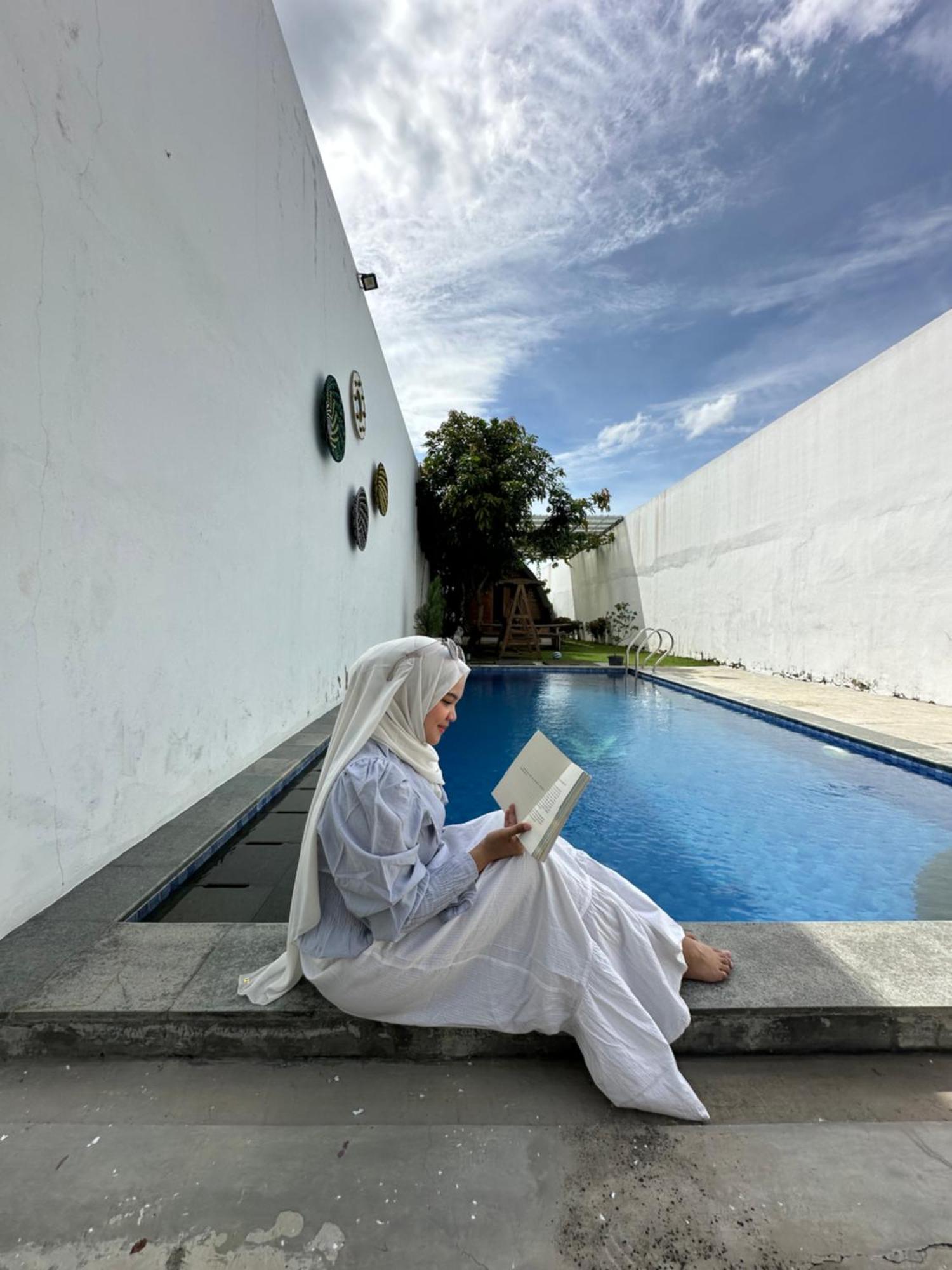 יוגיאקרטה Villa Rumah Putih Jogja מראה חיצוני תמונה